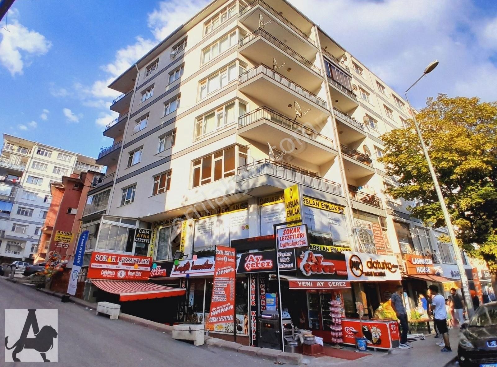 Arslan Emlak'tan Metro'ya 3 Dk Mesafede / Güney Cephe / 1.kat