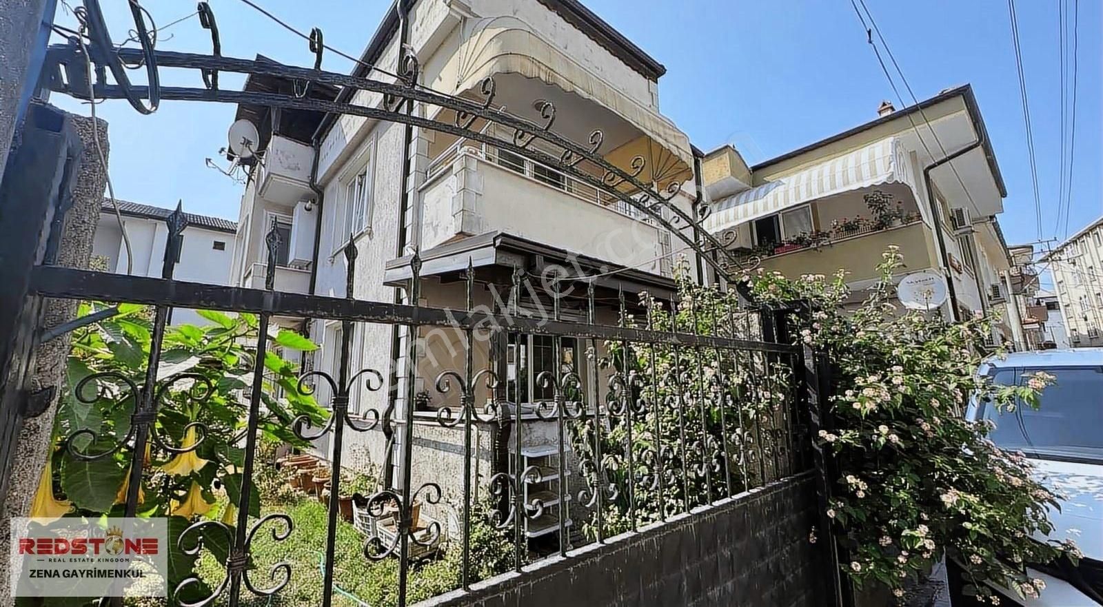 Kiralık Şehrin Merkezi Ankara Cad: Müstakil Bahçeli 3+1 Daire