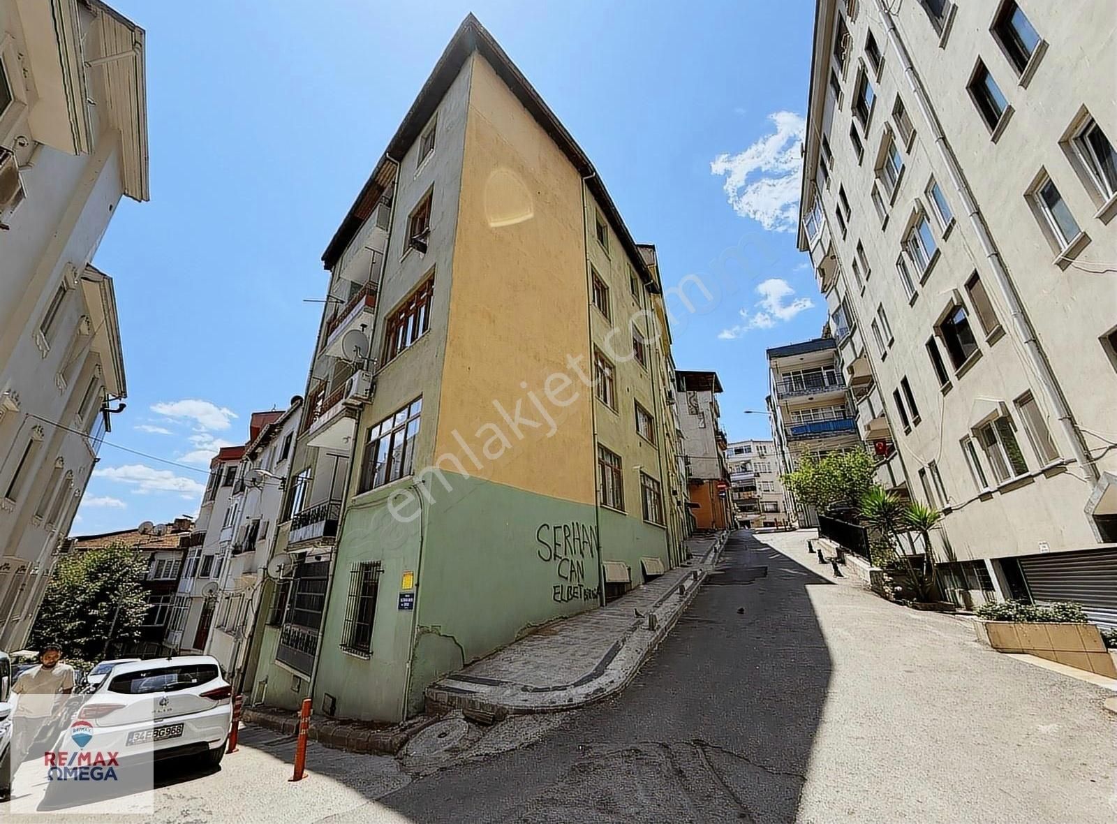 İzmit Merkezde İçi Full Yapılı Kiralık 2+1 Daire