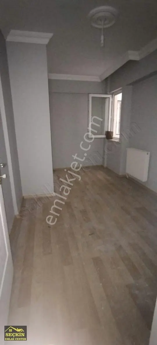 Muradiye'de Kiralık 2+1 Zemin Kat - Görsel 2