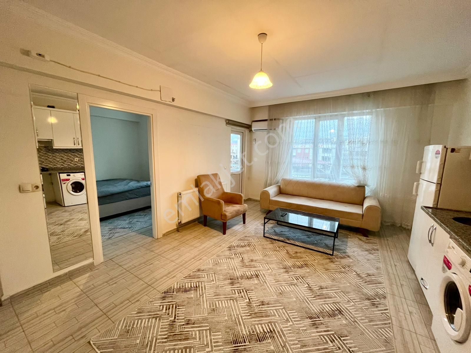 Amazon'dan Piazza Civarı 1+1 Klimalı Kiralık Fırsat Daire !!!