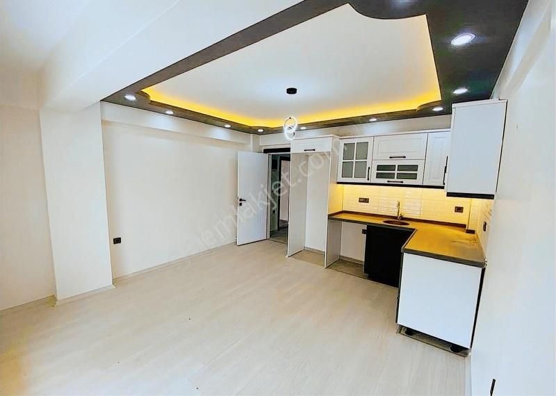 Çetin Emeç'de Satılık 3+1 Hesaplı Lux Villa