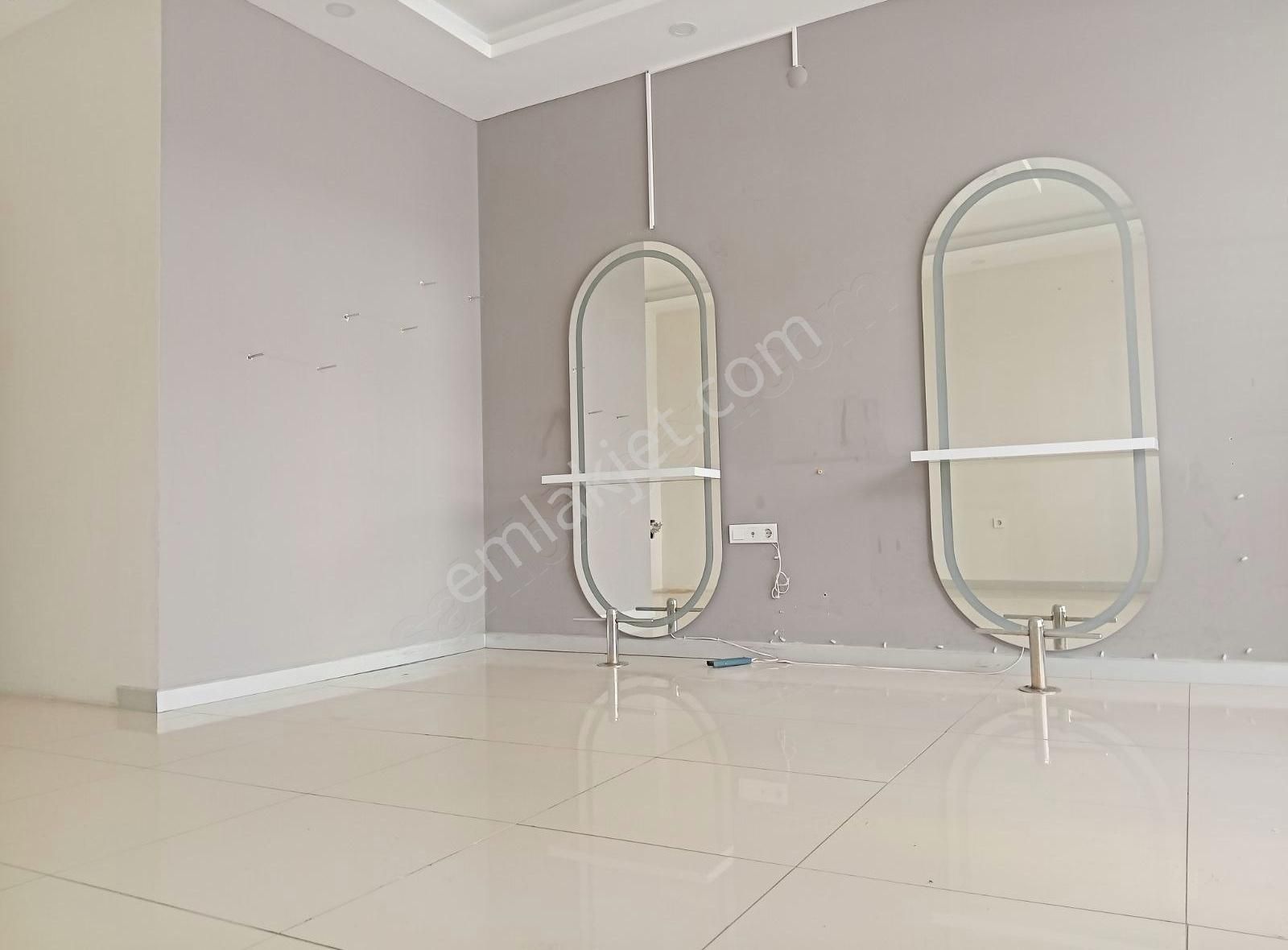 Kaymakamlık Karşı Sokağı 3/2 Sokakta Kiralık Dükkan - Görsel 6