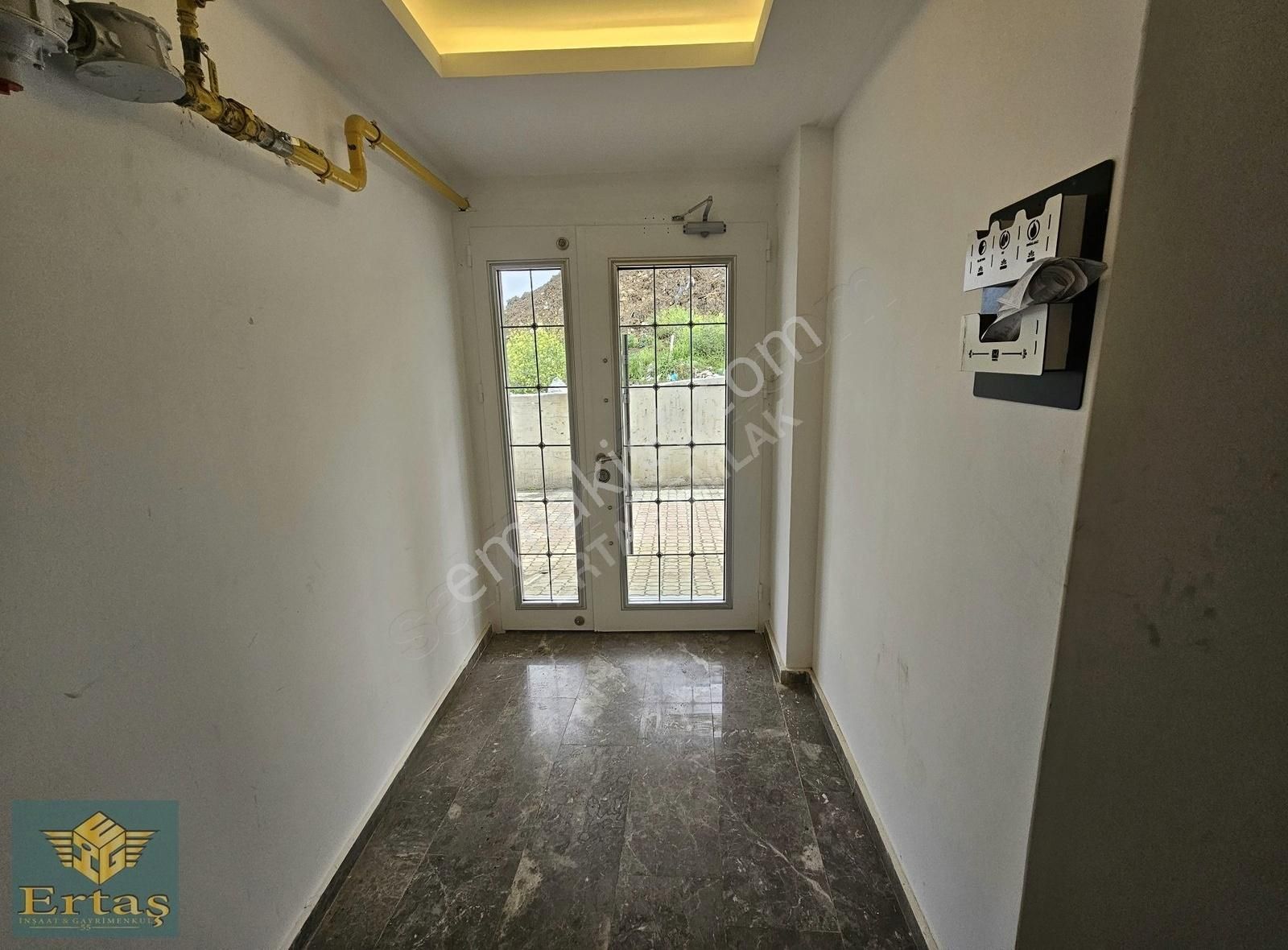 Eşyalı Hazır Kiracılı Cam Balkon Ve Kombili Satılık 1+1 Daire - Görsel 12
