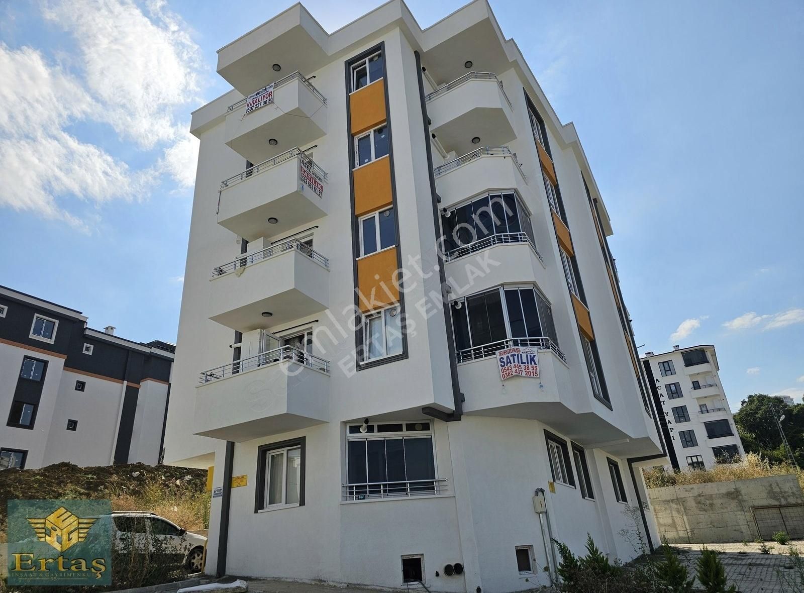 Eşyalı Hazır Kiracılı Cam Balkon Ve Kombili Satılık 1+1 Daire