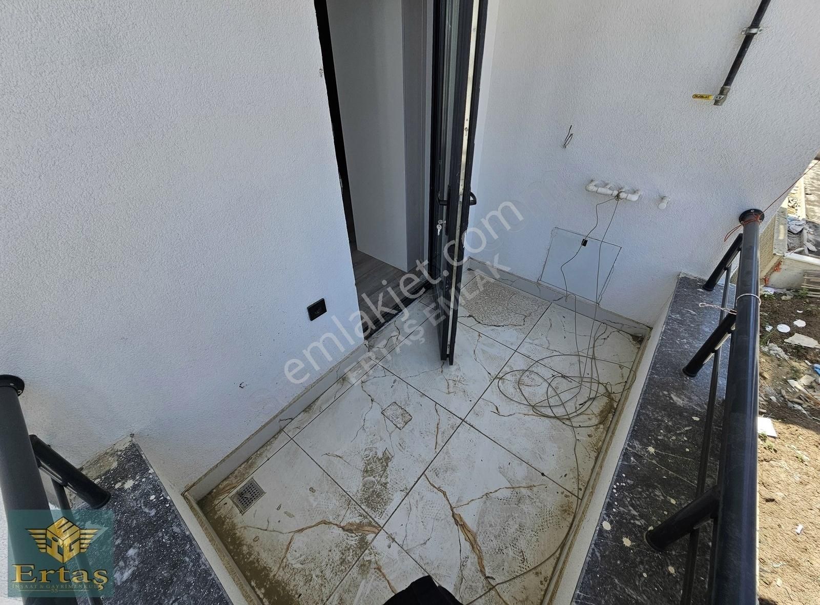 Körfez'de Gizli Mutfaklı Yüksek Kredili Satılık 1+1 Daireler - Görsel 22