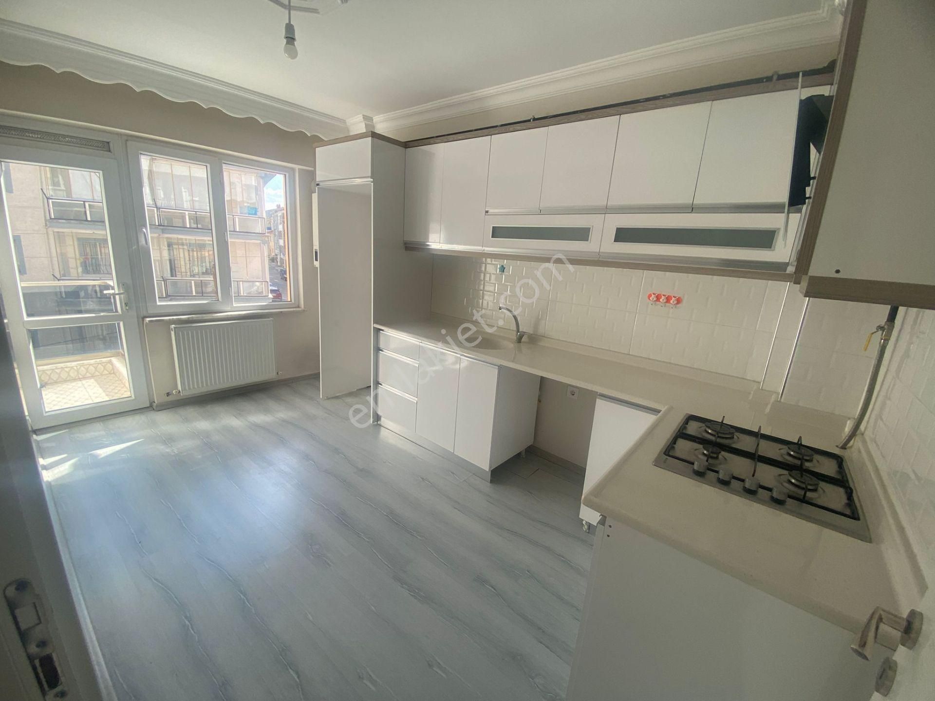 Gültepe Mh Gözde Konum Arakat Asanörlü Bakımlı 2+1 Daire Kk-1