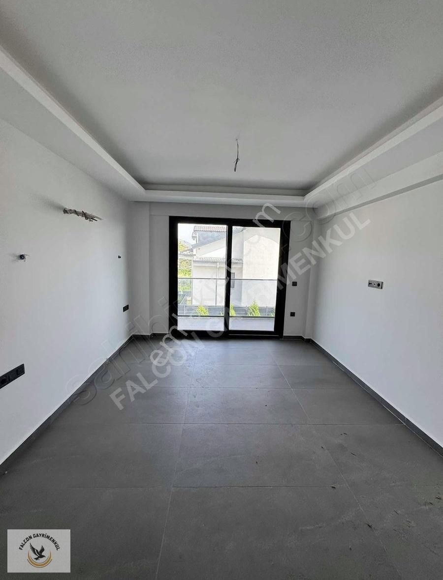 Çiftlik'de 300 M2 Arsa İçerisinde 180 M2 4+1 Satılık Villa - Görsel 13