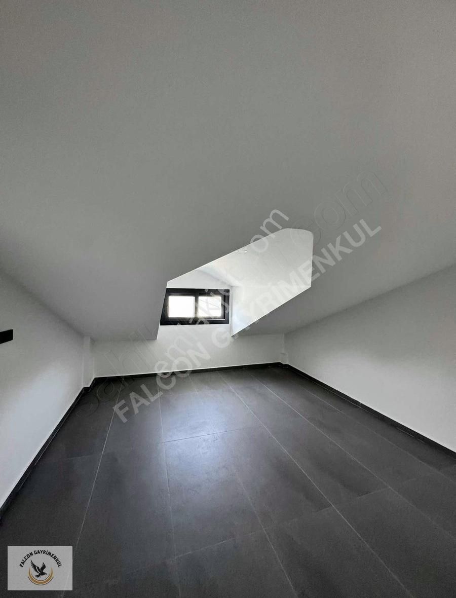 Çiftlik'de 300 M2 Arsa İçerisinde 180 M2 4+1 Satılık Villa - Görsel 8