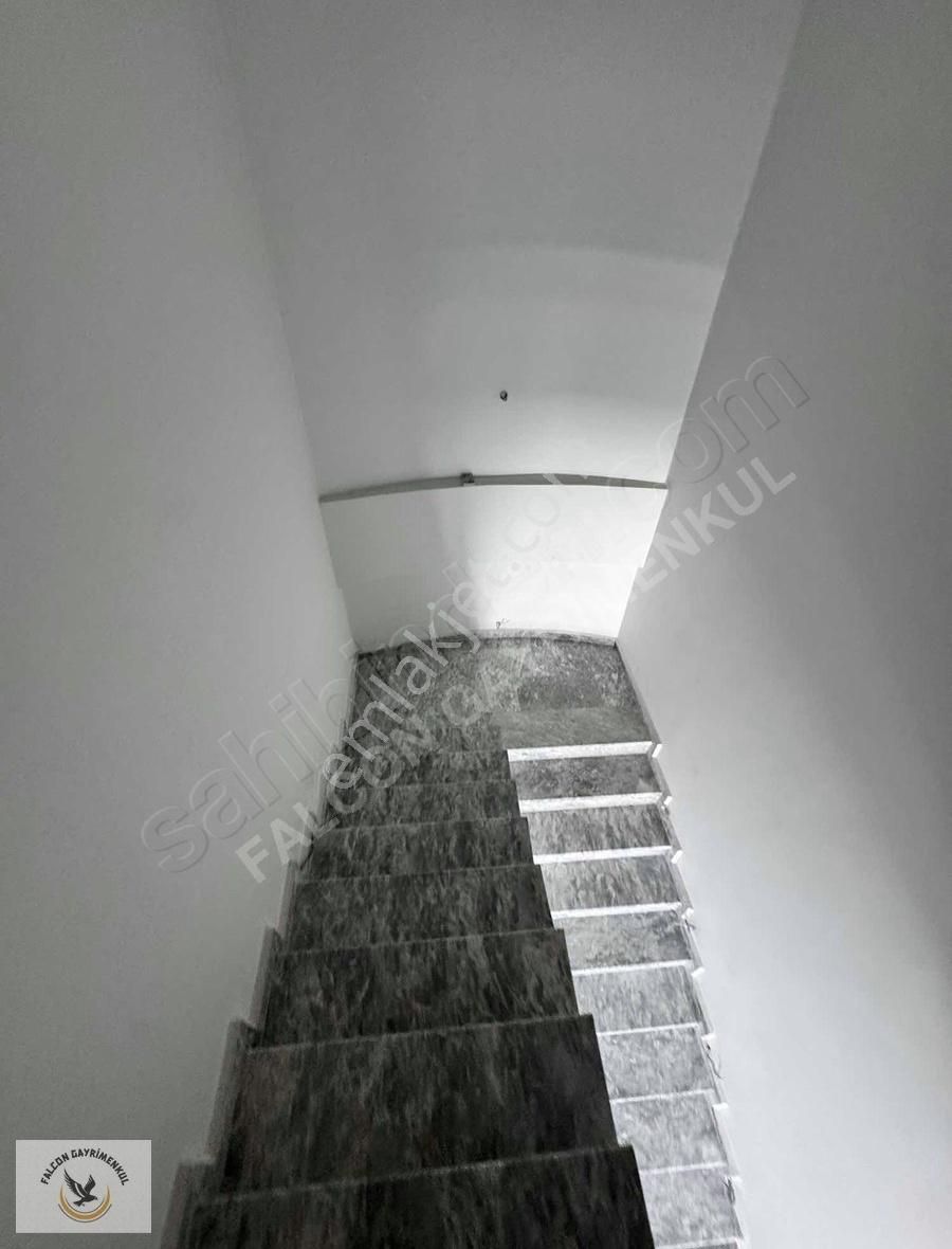 Çiftlik'de 300 M2 Arsa İçerisinde 180 M2 4+1 Satılık Villa - Görsel 31