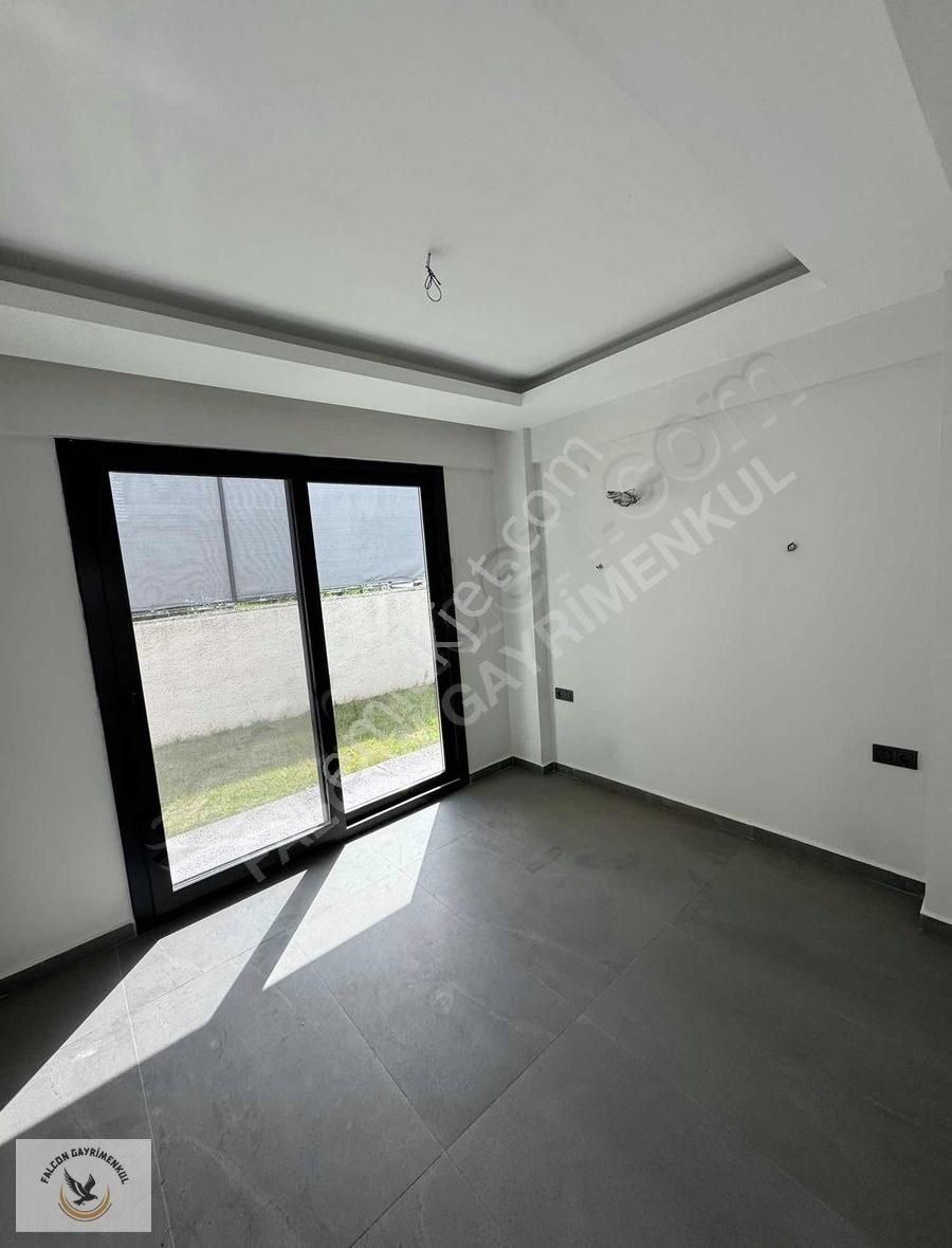 Çiftlik'de 300 M2 Arsa İçerisinde 180 M2 4+1 Satılık Villa - Görsel 26