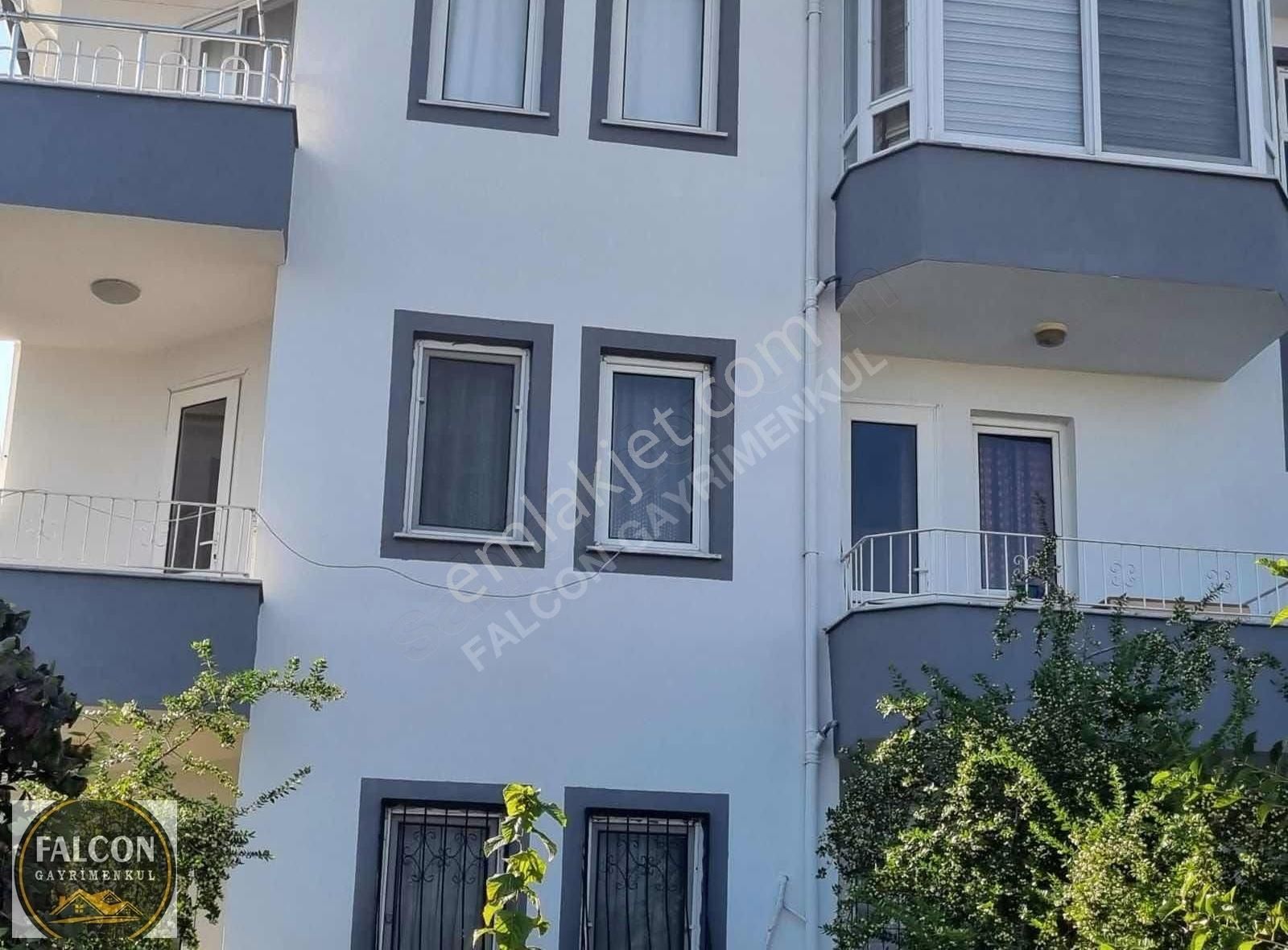 Falcon'dan Patlangıçta Geniş Ve Ferah 110 Metre 3+1 Daire - Görsel 11