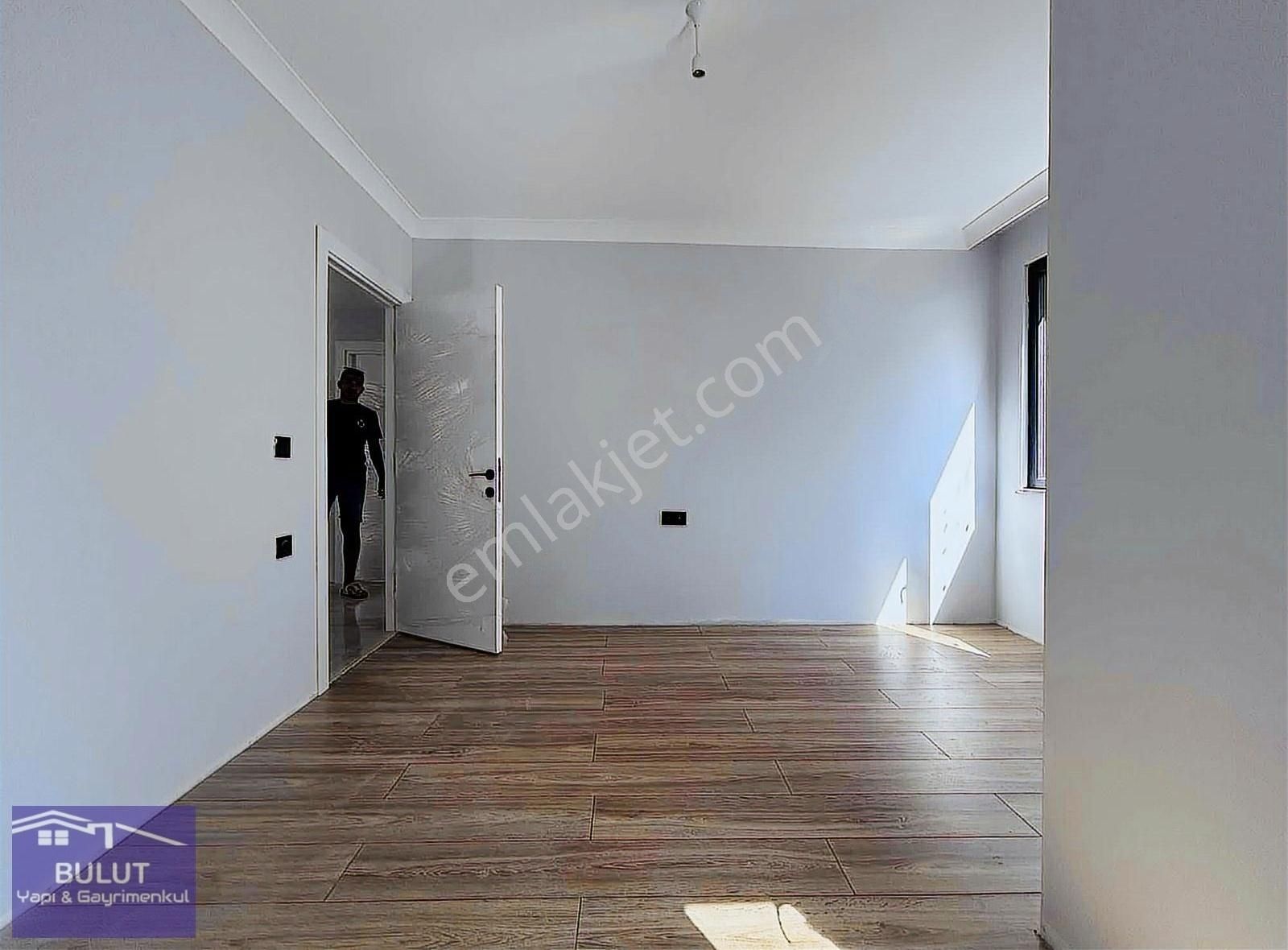 Bayramoğlu Mahallesi Sıfır Asansörlü 2+1 80m2 Lüks Ara Kat Daire - Görsel 13