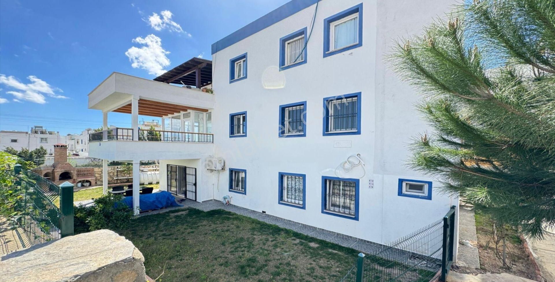 Agr Group'tan Bodrum Konacık'ta Satılık 3+1 Bahçe Katı Daire