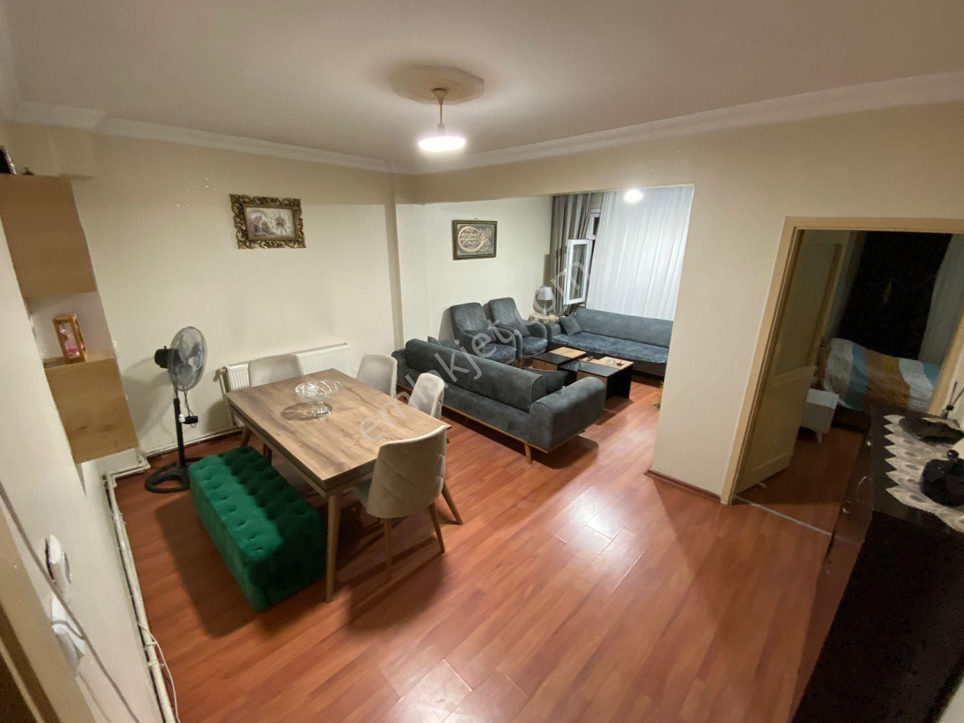 Home'dan İsmetpaşa Mah'de 2+1 100m² Kiralık 1.kat Temiz Daire..