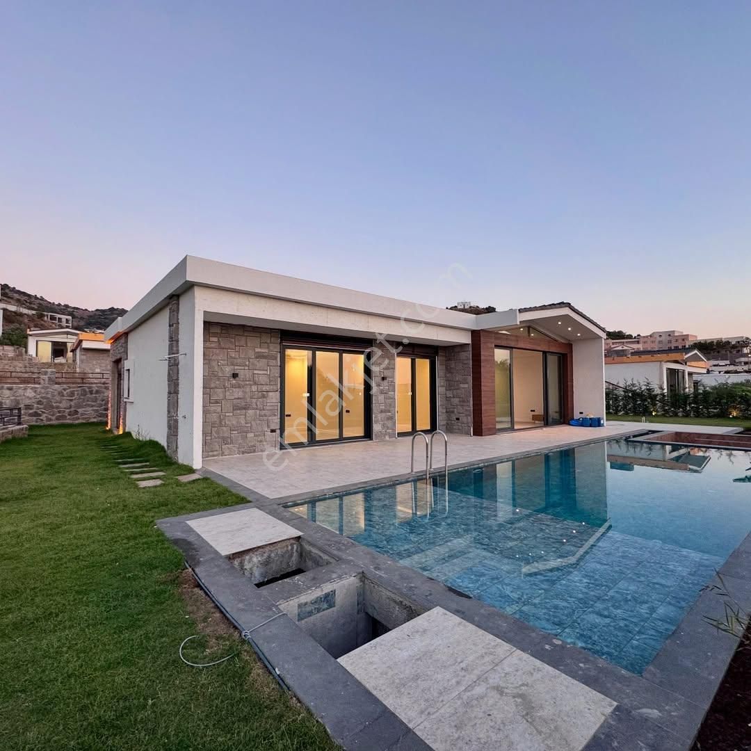 Agr Group'tan Yalıkavak Gökcebel'de Satılık Tek Katlı Site İçerisinde Villa