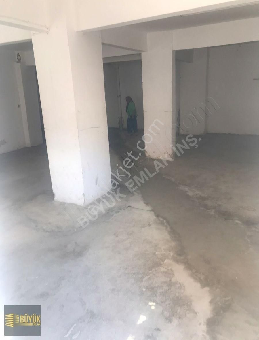 Kiralık İşyeri/depo 65m² - Şişli, Yayla Mah.