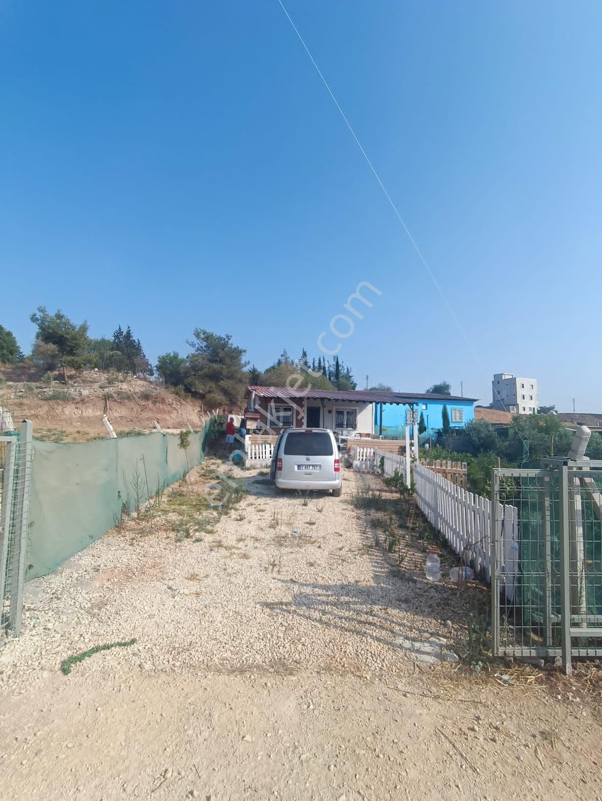 Karaisalı Topakbaş Körküm Çayın Da Satılık Hobi Bahçeli Ev