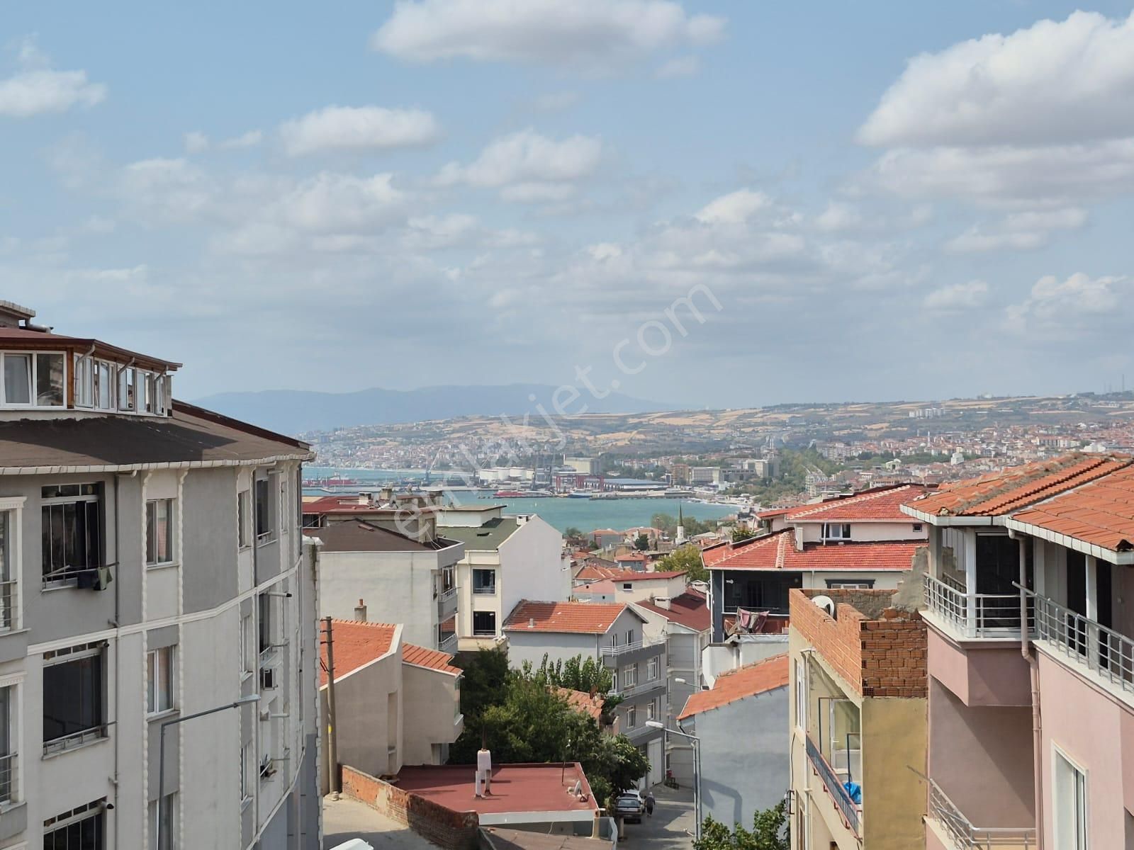 Delux'den Çiftlikönü Mah. Merkezi Konumda Yatırım Fırsatı 2+1