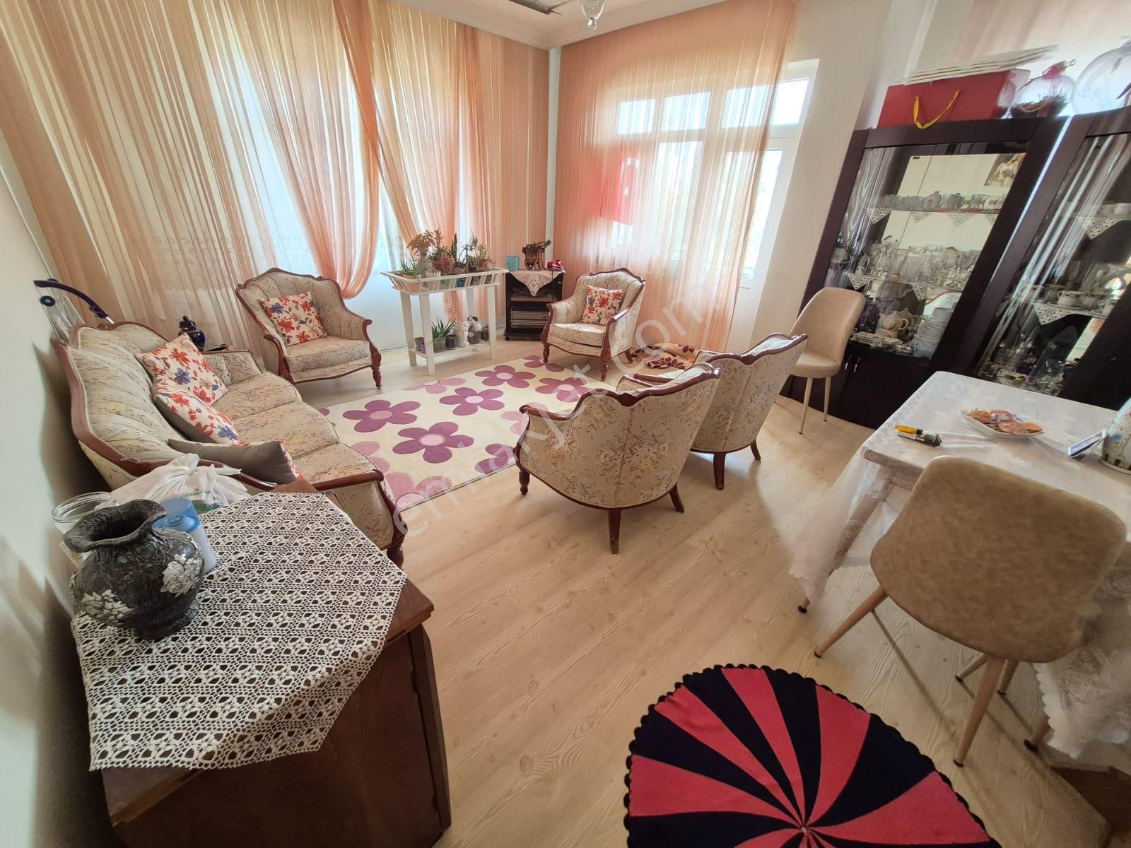 Delux'den Çiftlikönü Mah. Merkezi Konumda Yatırım Fırsatı 2+1 - Görsel 2