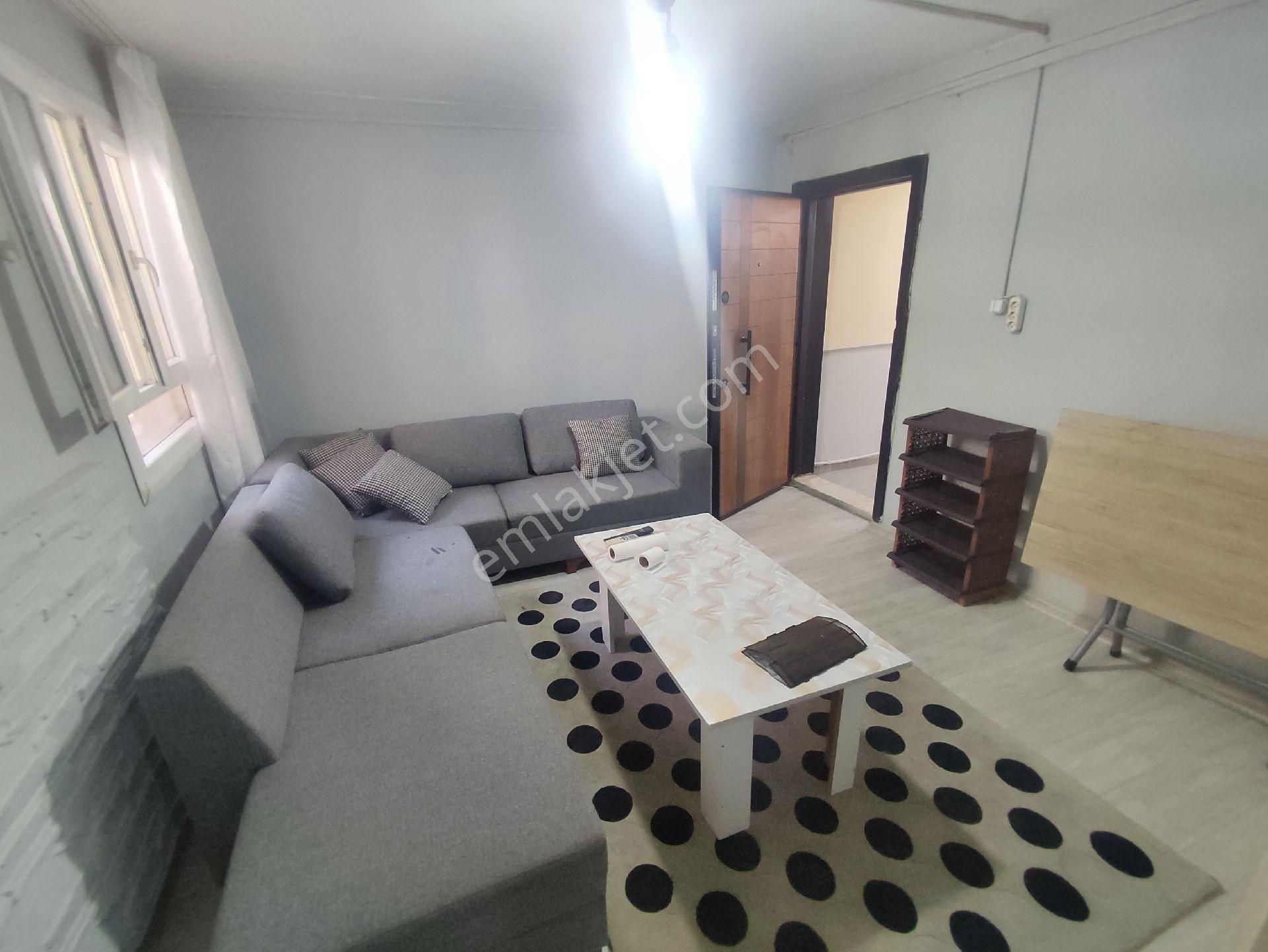 Baraj Yolunda 1+1 Kapalı Mutfak Esyali