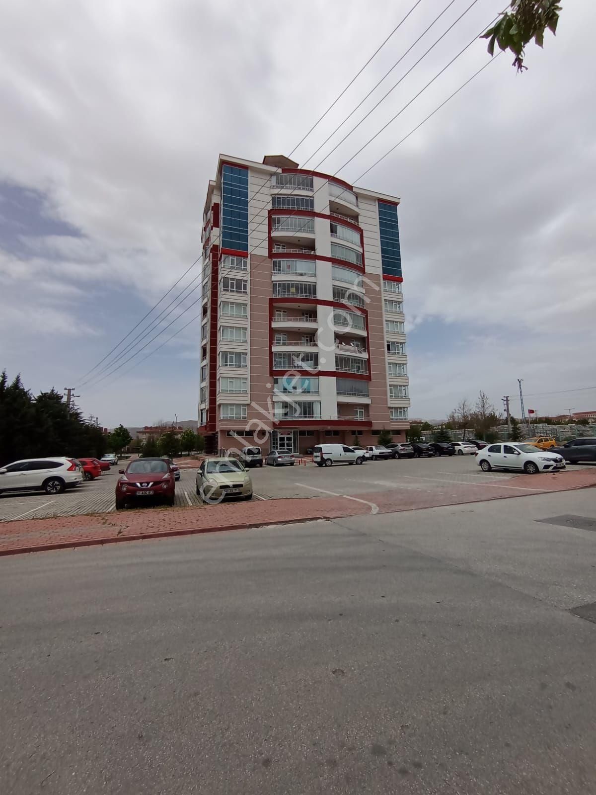 Kosova Mah.istanbul Yoluna Sıfır 3+1 Geniş Daire