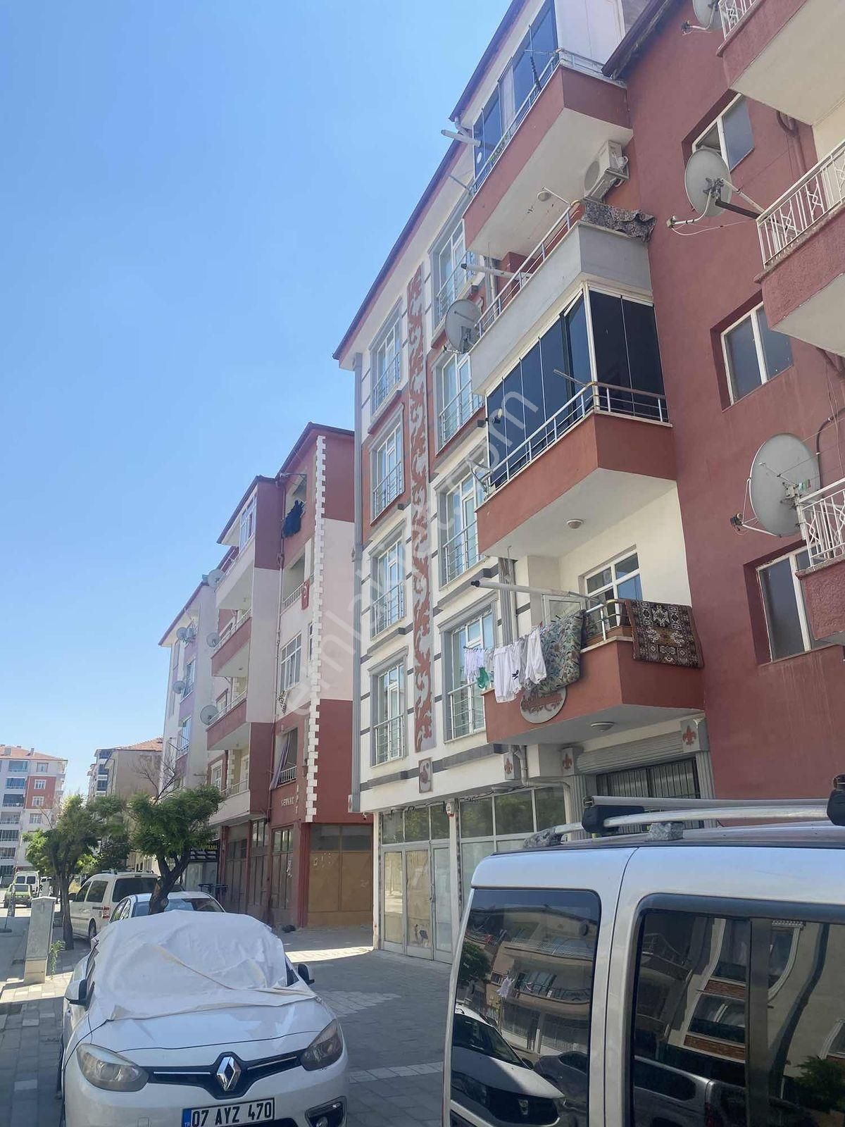 Yıldız Emlak'tan Merkezi Konumda Satılık Daire - Görsel 13