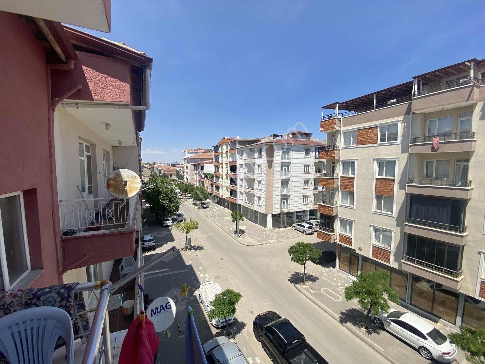 Yıldız Emlak'tan Merkezi Konumda Satılık Daire - Görsel 34