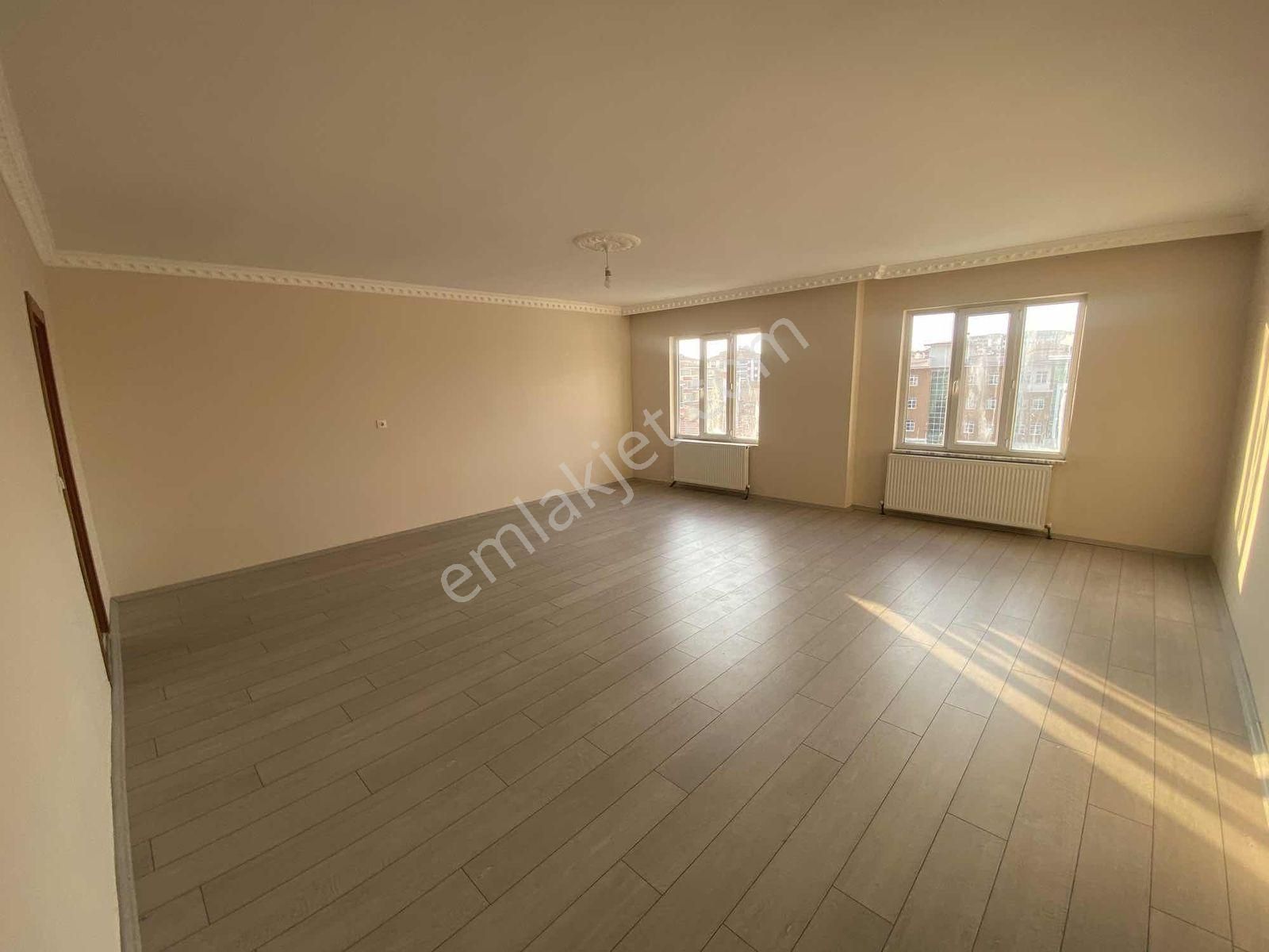 Yıldız Emlak'tan Satılık 300m2 Dublex Ve Teras Lı Daire - Görsel 11
