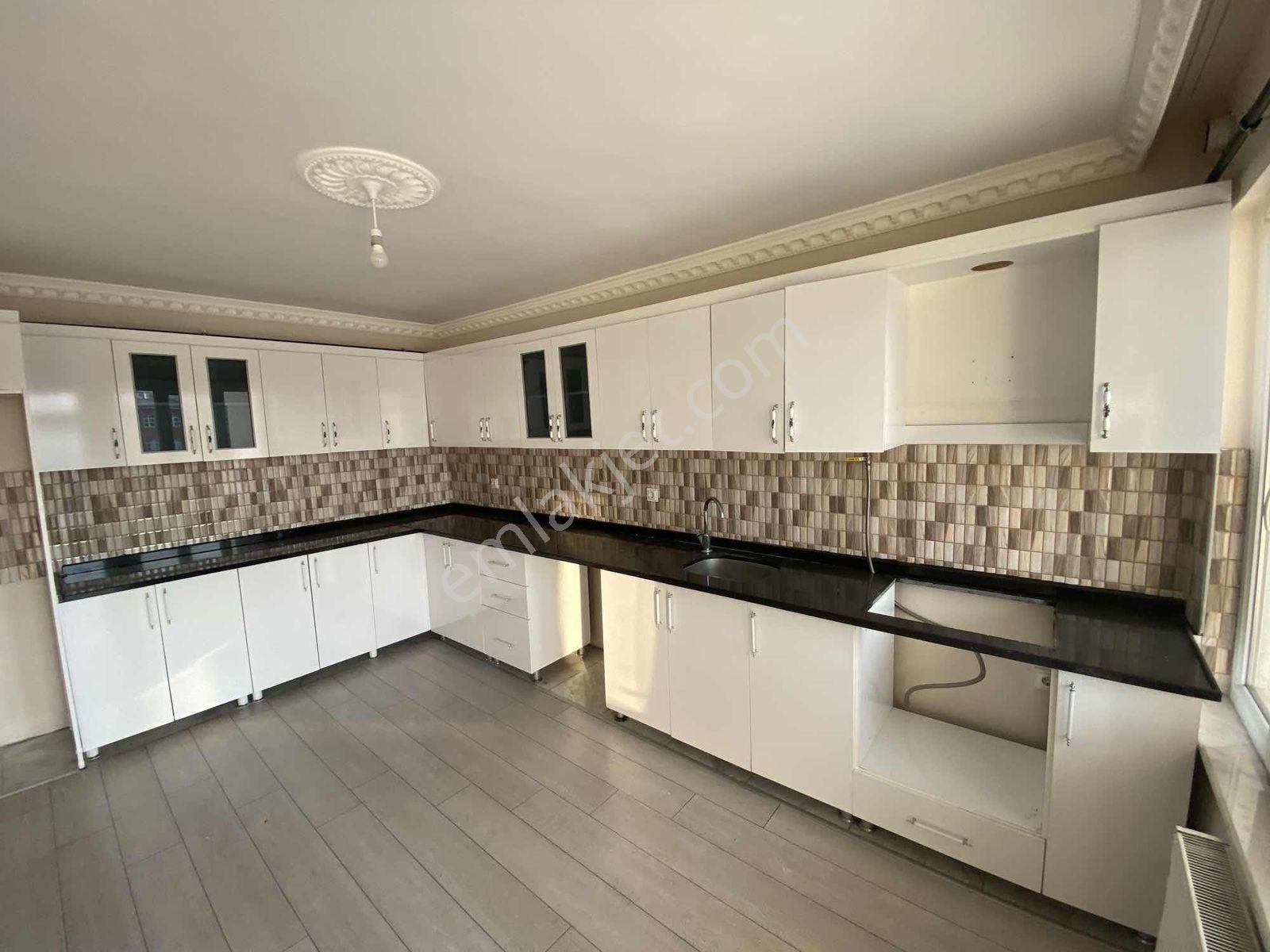 Yıldız Emlak'tan Satılık 300m2 Dublex Ve Teras Lı Daire - Görsel 30