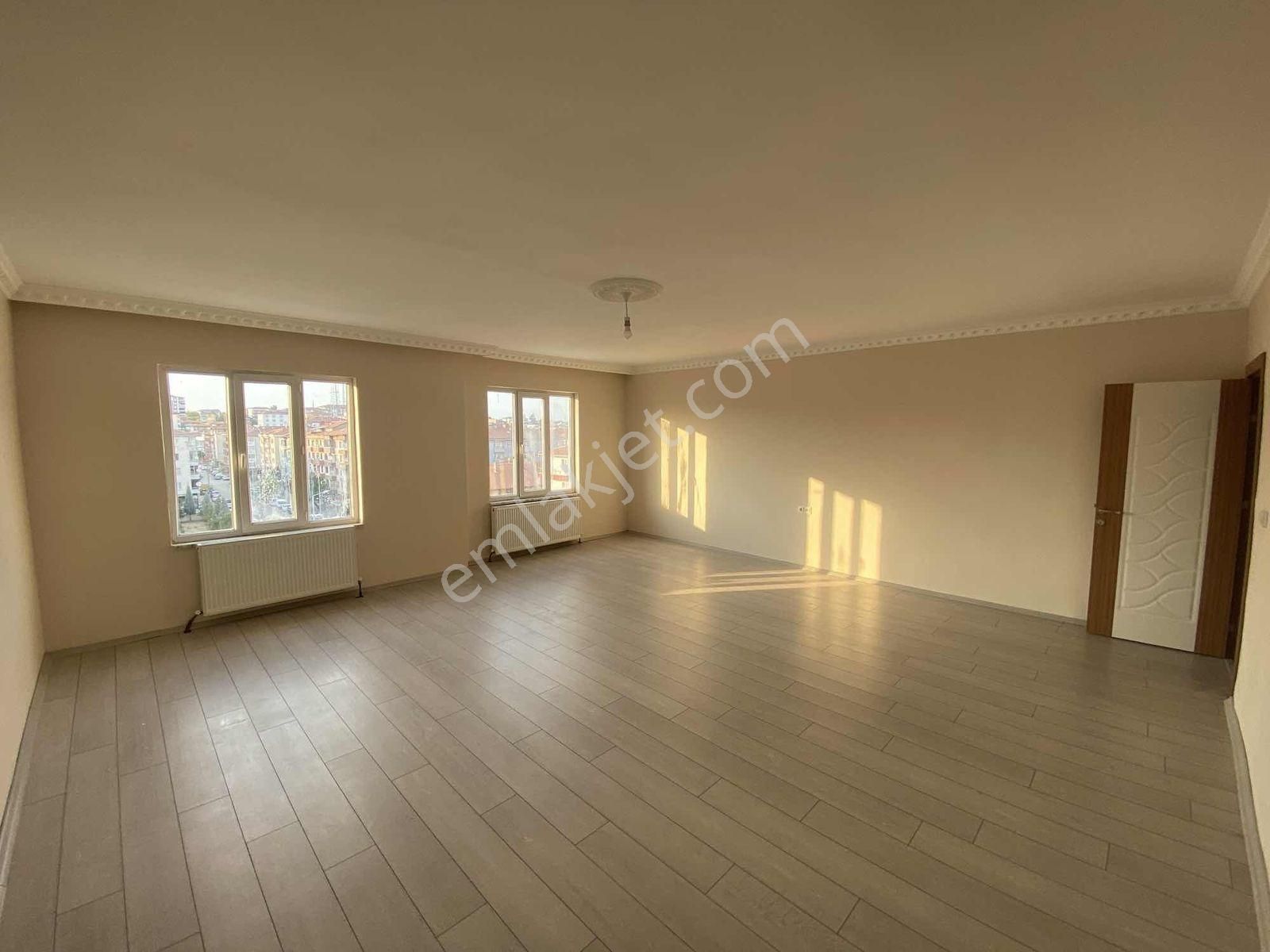 Yıldız Emlak'tan Satılık 300m2 Dublex Ve Teras Lı Daire - Görsel 6