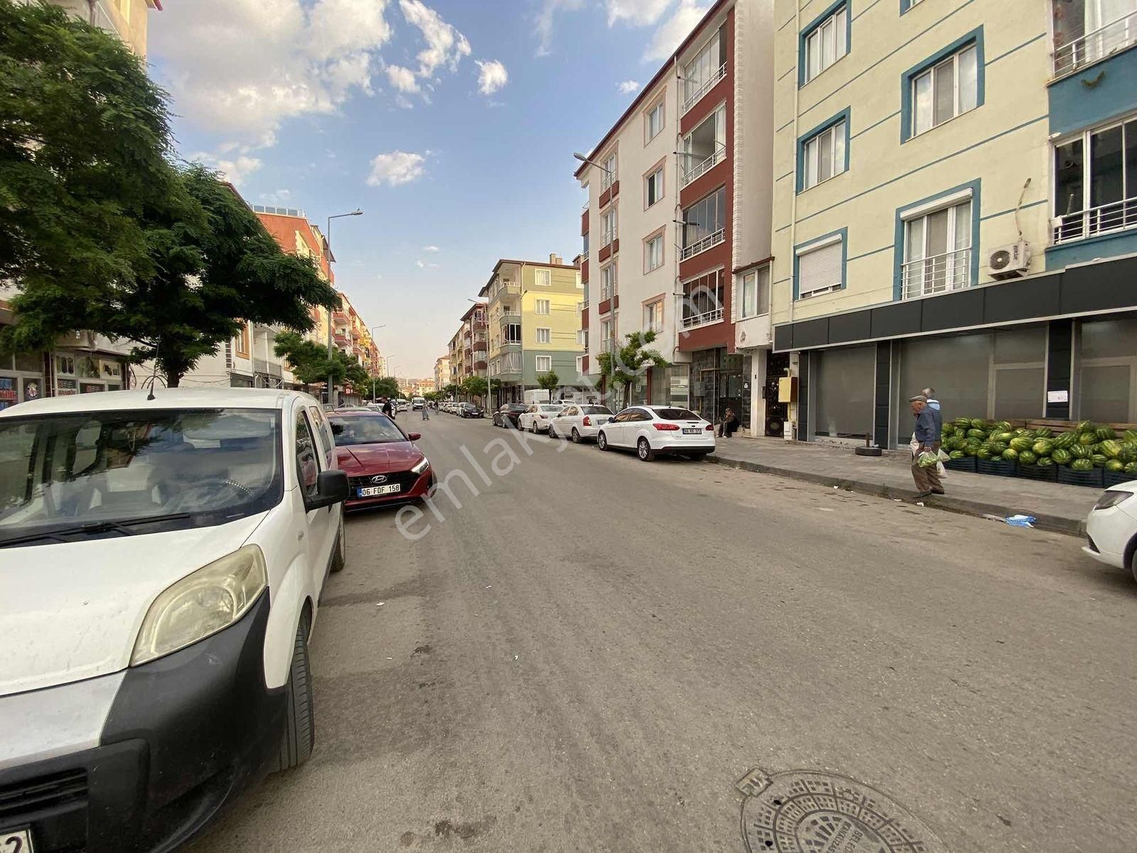 Yıldız Emlak'tan Satılık 300m2 Dublex Ve Teras Lı Daire - Görsel 12