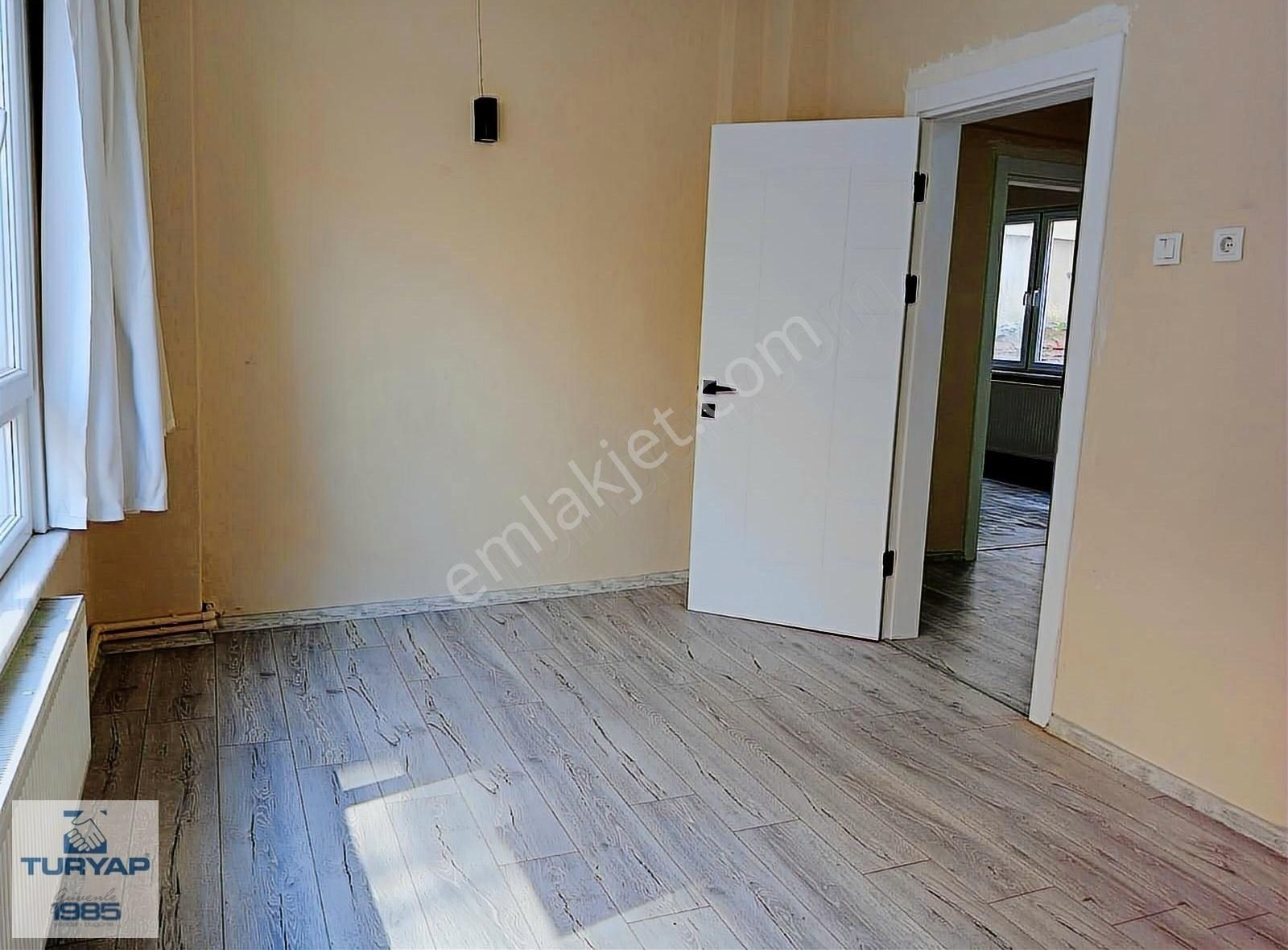 Turyap'dan Karamürsel'de Sahil Bandında 2+1 Kiralık Daire