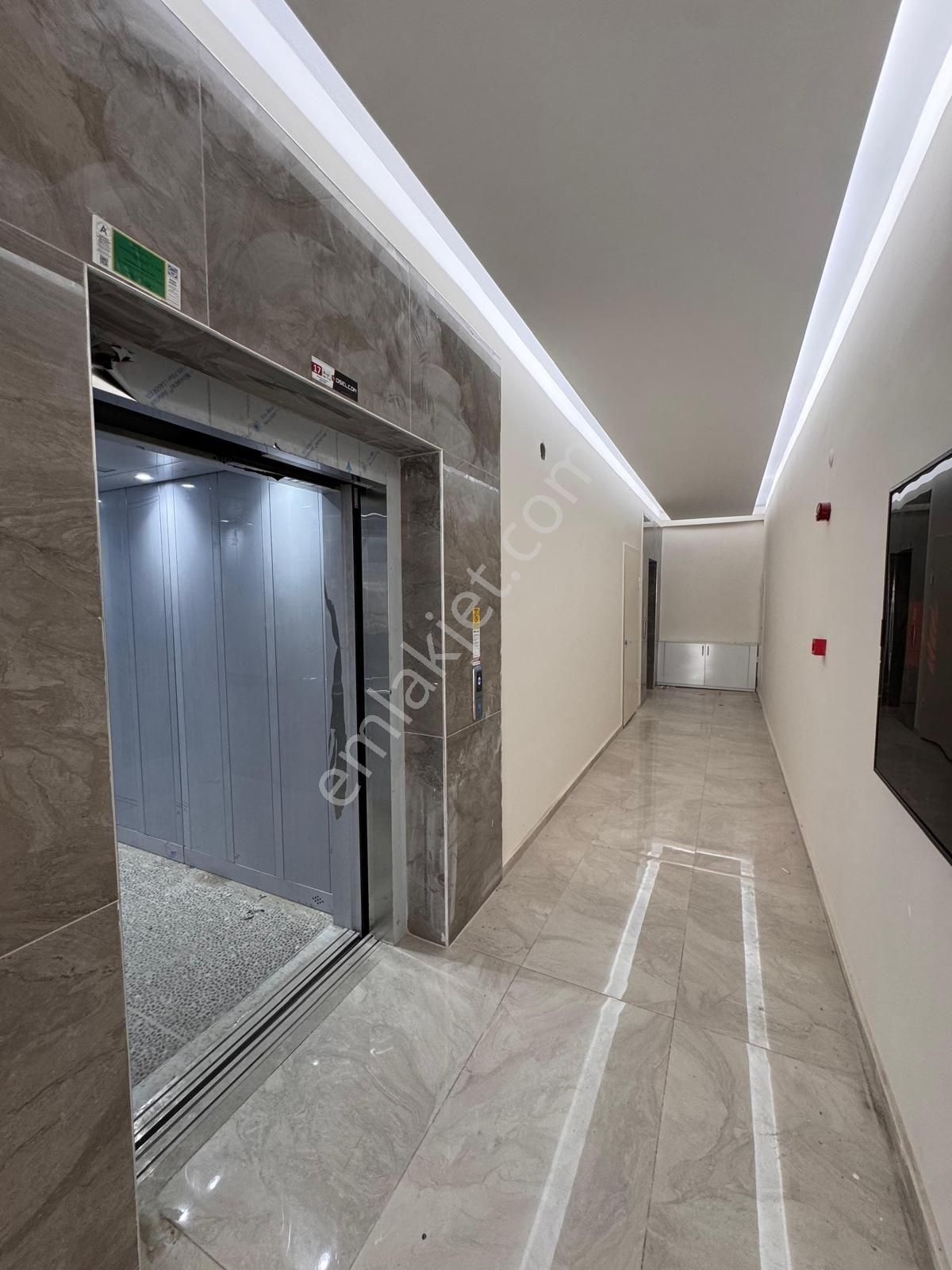 Fatma Ülken Gayri Menkulden Küçük Ali Mah De 3+1 Satilik Daire - Görsel 4