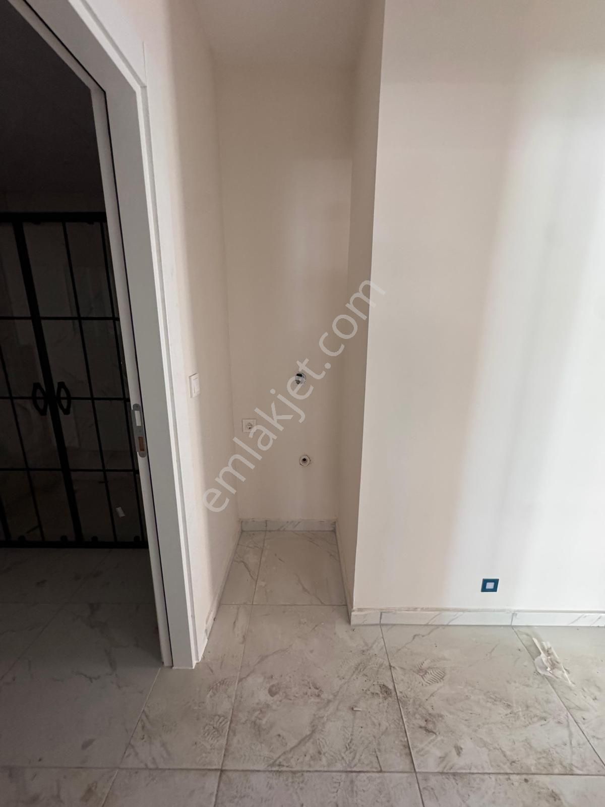 Fatma Ülken Gayri Menkulden Küçük Ali Mah De 3+1 Satilik Daire - Görsel 21