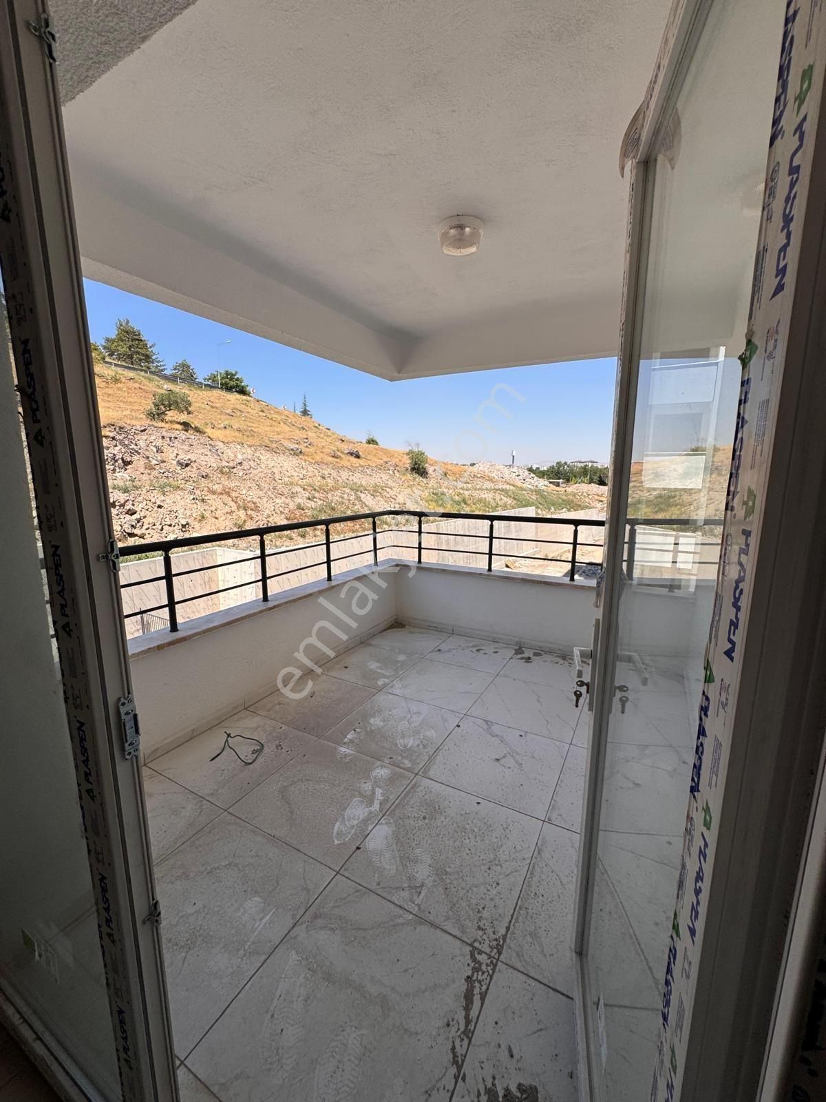 Fatma Ülken Gayri Menkulden Küçük Ali Mah De 3+1 Satilik Daire - Görsel 8