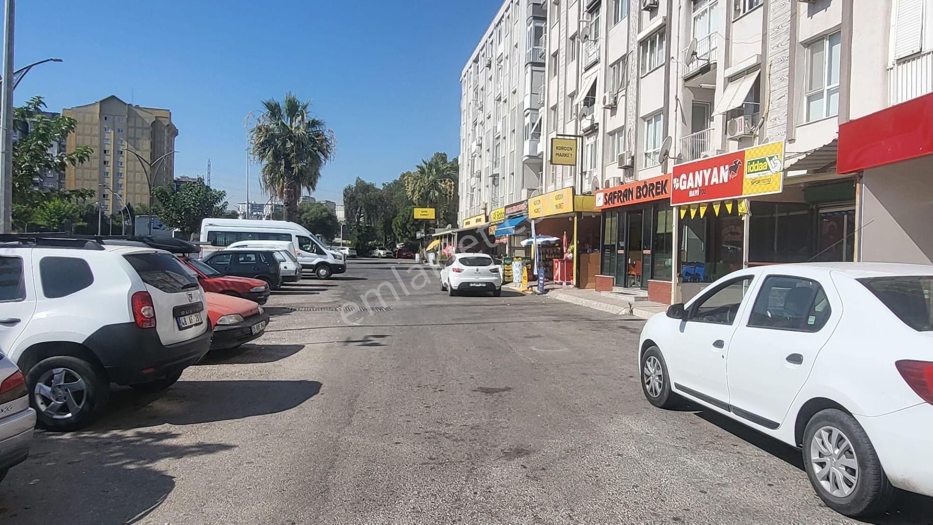 Eldenler İnşaat Emlaktan Rafiner Kavşağında Satılık Dükkan - Görsel 5