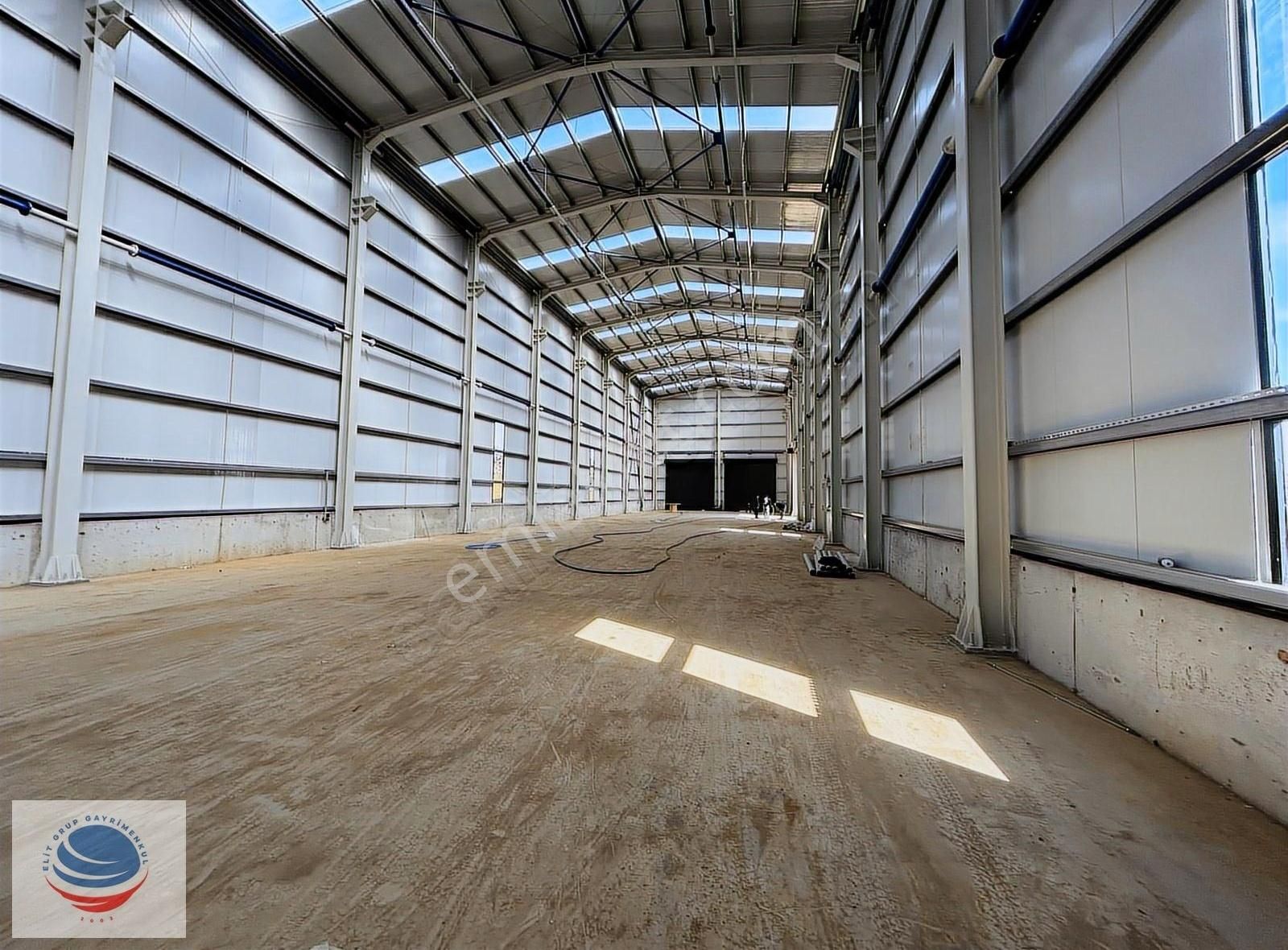 Gebze Pelitli Mah'de Kiralık 1200m² Sıfır İskanlı Depo Fabrika - Görsel 9