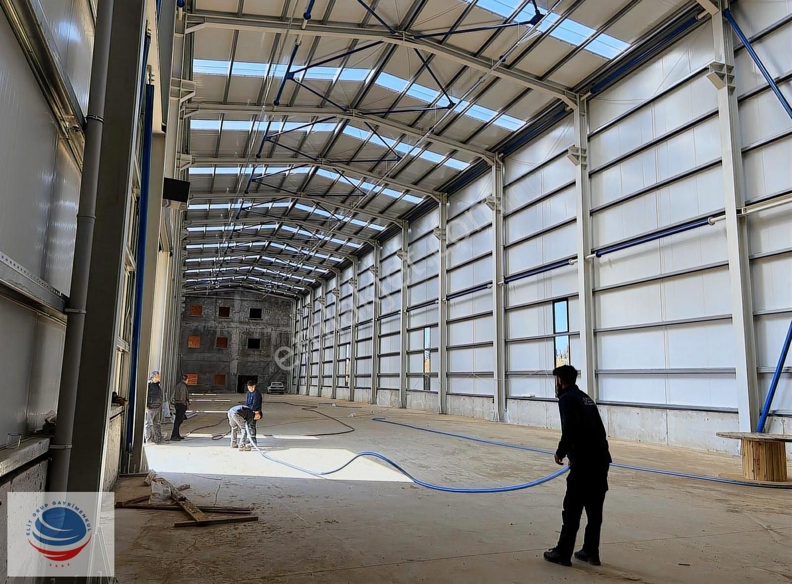 Gebze Pelitli Mah'de Kiralık 1200m² Sıfır İskanlı Depo Fabrika - Görsel 21