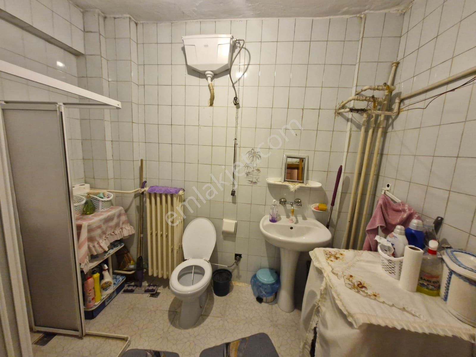 Konevi Mah Satılık Daire Anıt Hastanesi Arkası - Görsel 3