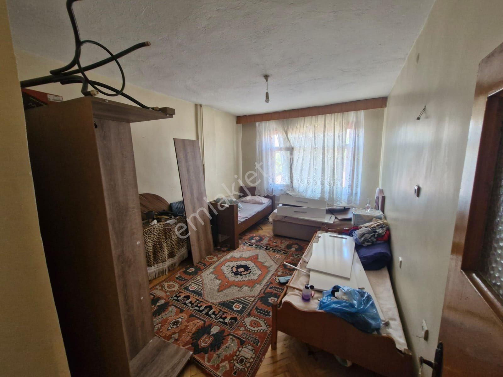 Konevi Mah Satılık Daire Anıt Hastanesi Arkası - Görsel 2