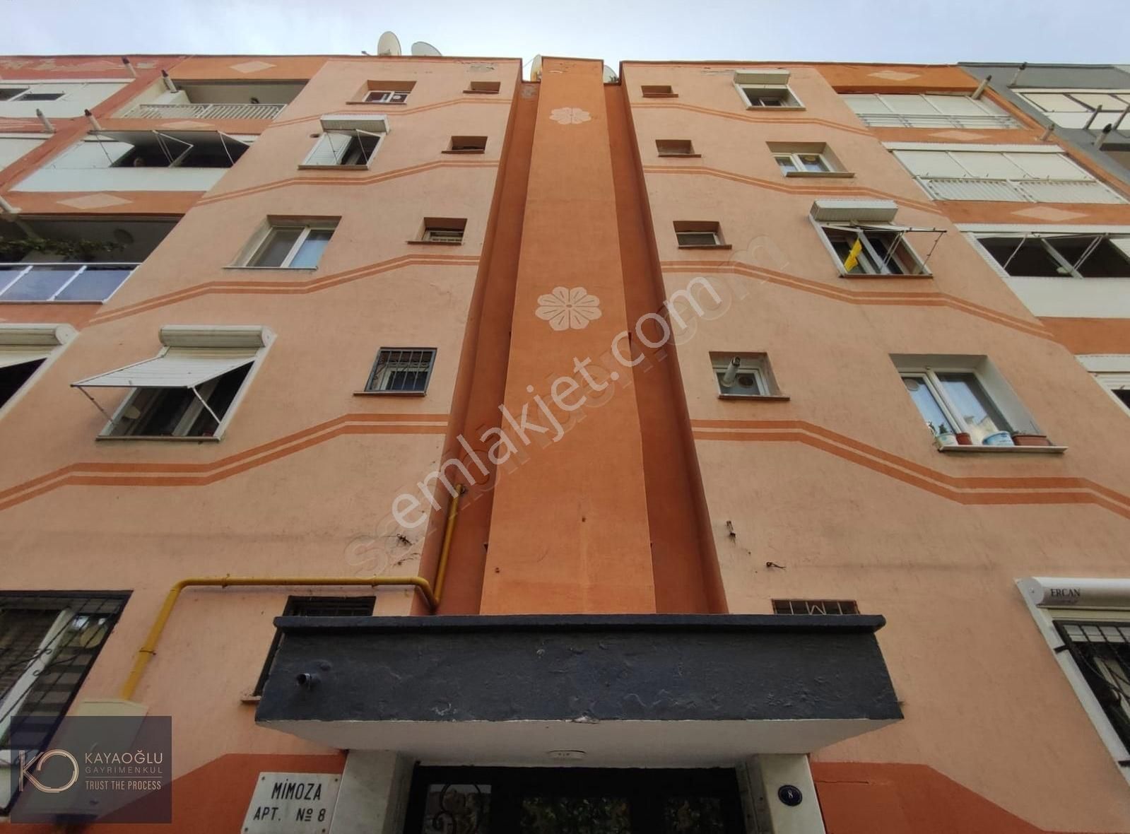 Kayaoğlundan Çiğli Egekentte 3+1 Doğalgazlı Kiralık Daire