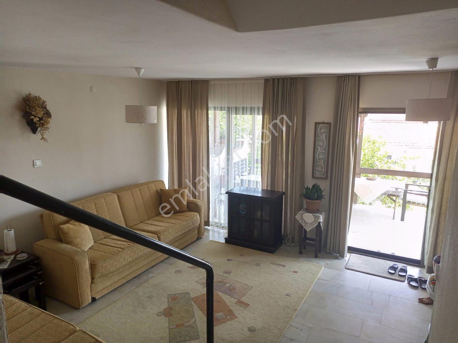 Deniz Ve Doğa Manzaralı 3+1 Tripleks Villa Denize Yürüme Mesafesinde - Görsel 20