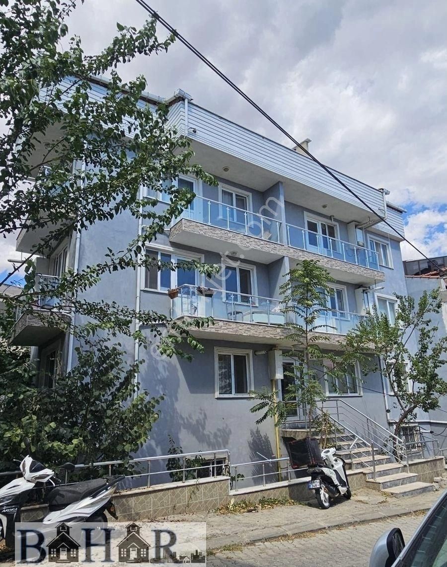 Tekirdağ Süleymanpaşa Cumhuriyet Mahallesi Kiralık Eşyalı 1+1 Daire.