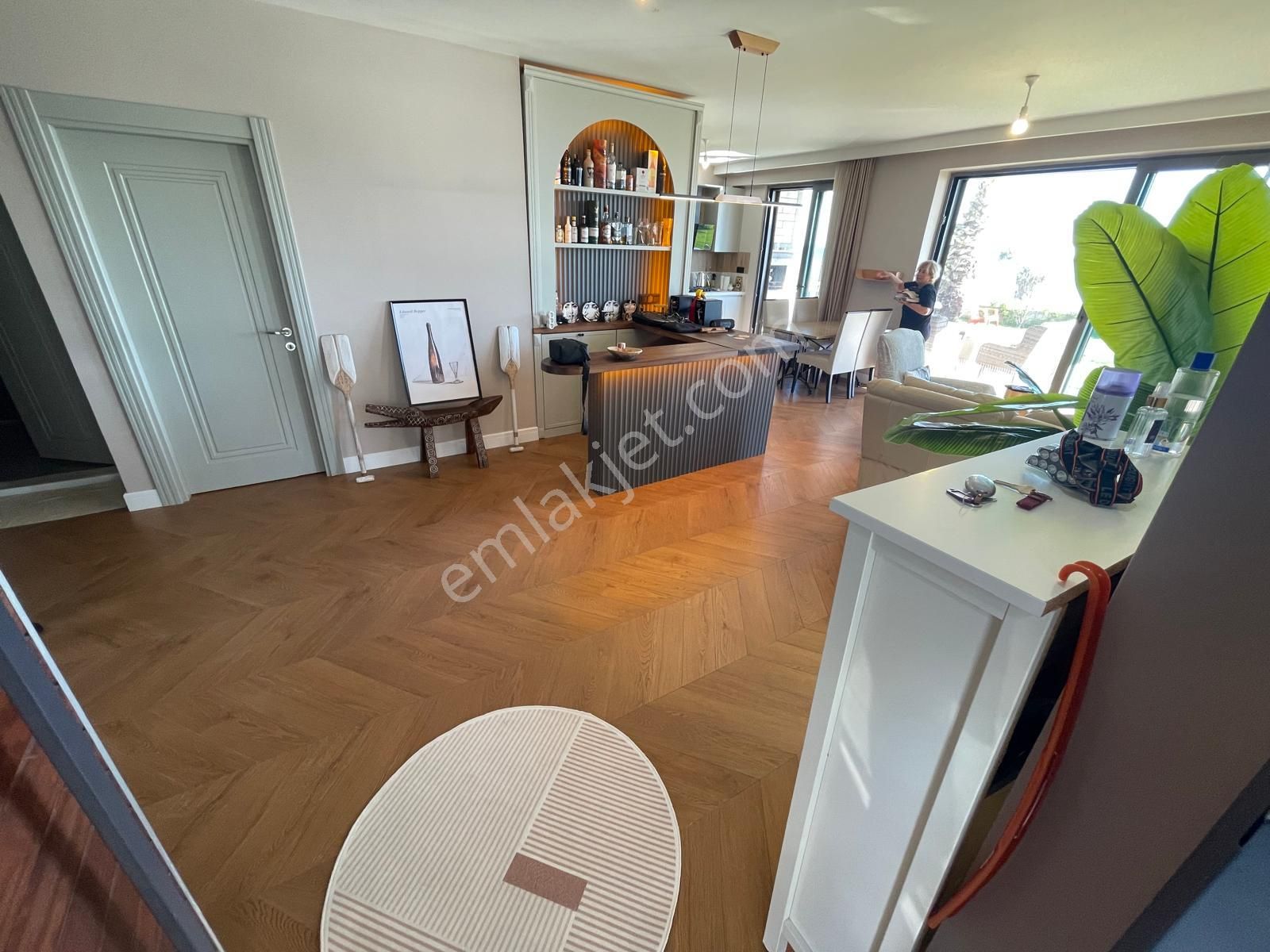 Poyraz Gayrimnekul'den Altınoluk'ta Deniz'e Satılık Müstakil Villa - Görsel 11