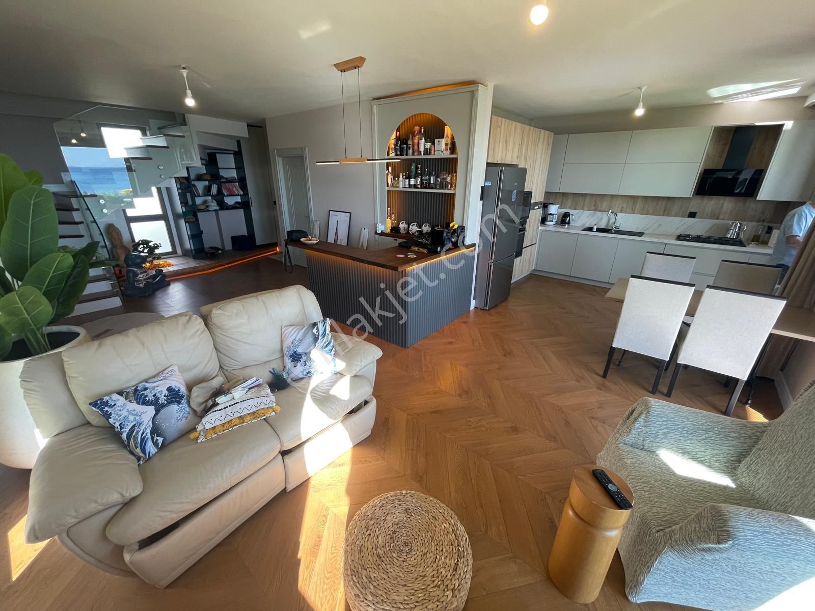 Poyraz Gayrimnekul'den Altınoluk'ta Deniz'e Satılık Müstakil Villa - Görsel 13