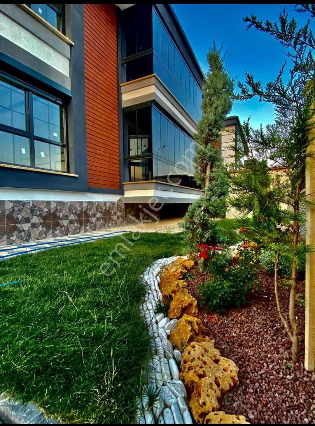 Konya Harmancık Ta 3+1 500m² Alan Bahçesi Olan 2 Adet Satılık Sıfır Daire