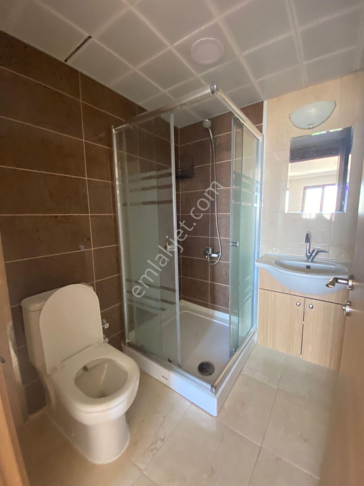 Krc'den Kısa Bloklarda Kiralık 3+1 Daire - Görsel 13