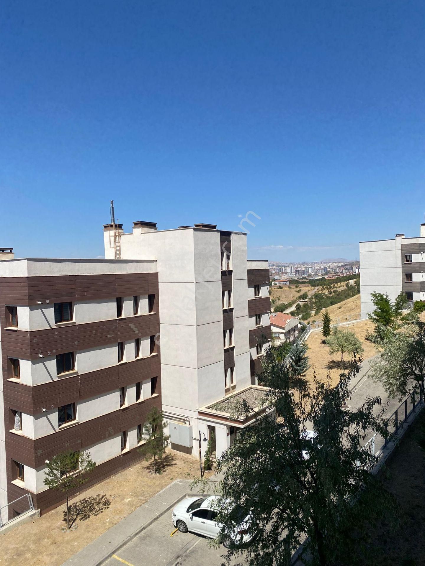 Krc'den Kısa Bloklarda Kiralık 3+1 Daire - Görsel 19