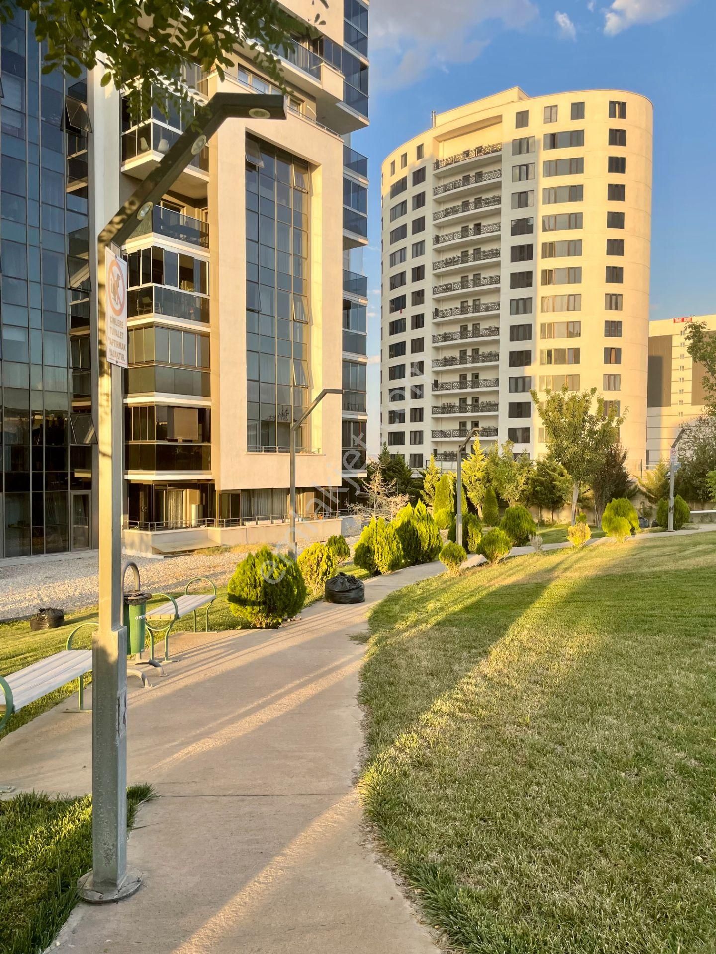 Bağlıca Open Sky'da Eşyalı, Net 40 M2, 1+0 Kiralık Daire